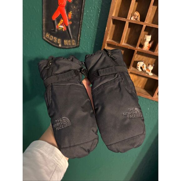 The North Face Mittens Kids Sz 6T Black Logo Dryvent Mountain - Picture 1 of 4
